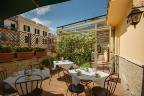 Гостиница Hotel Borromeo  Рим